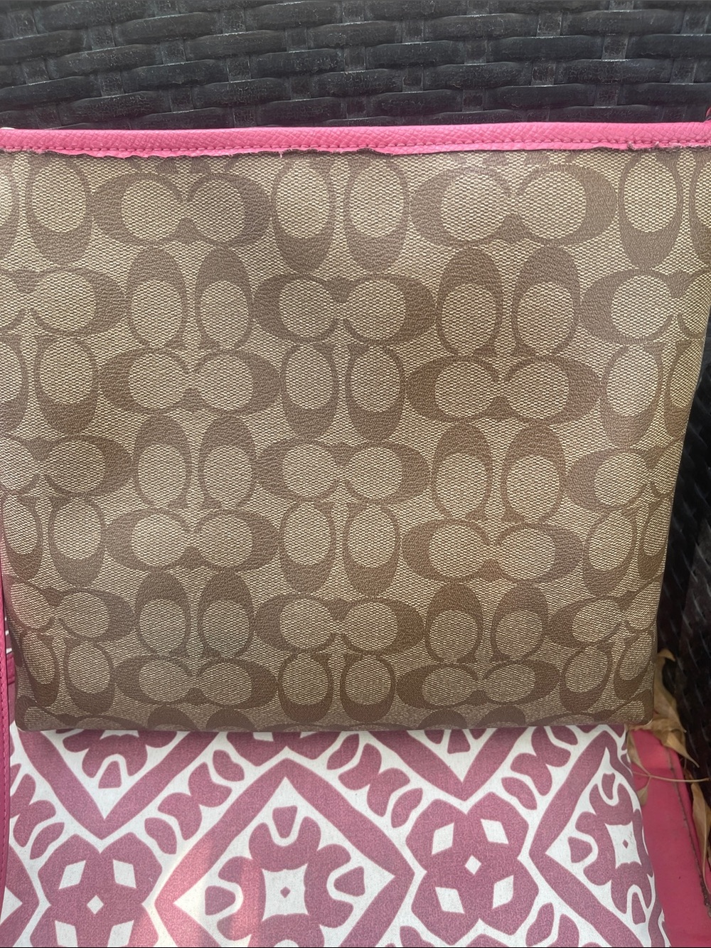 Coach Signature Crossbody with Pink Trim slight wear on the corners. - Picture 6 of 9